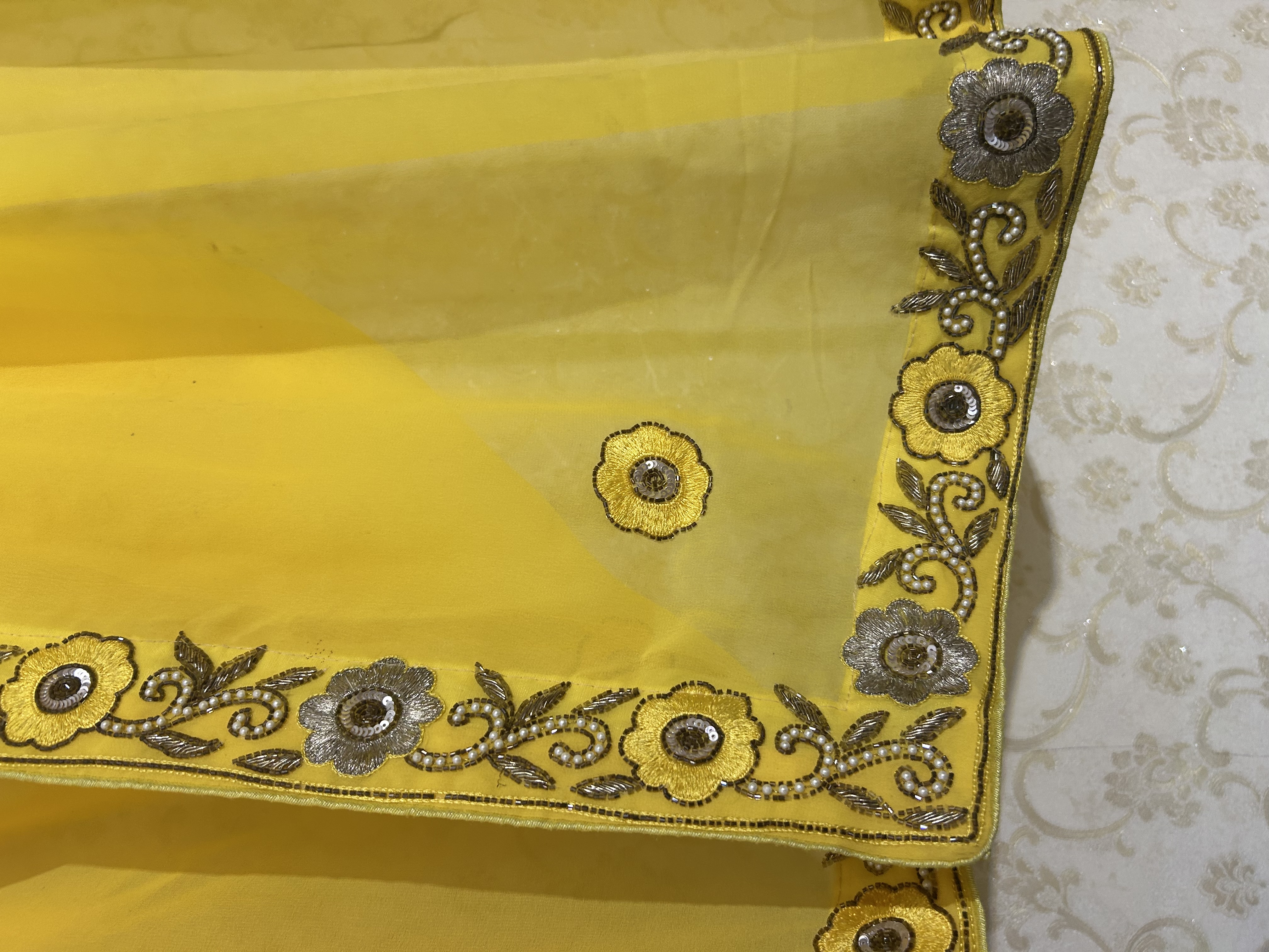 Sonali floral saree — image 3
