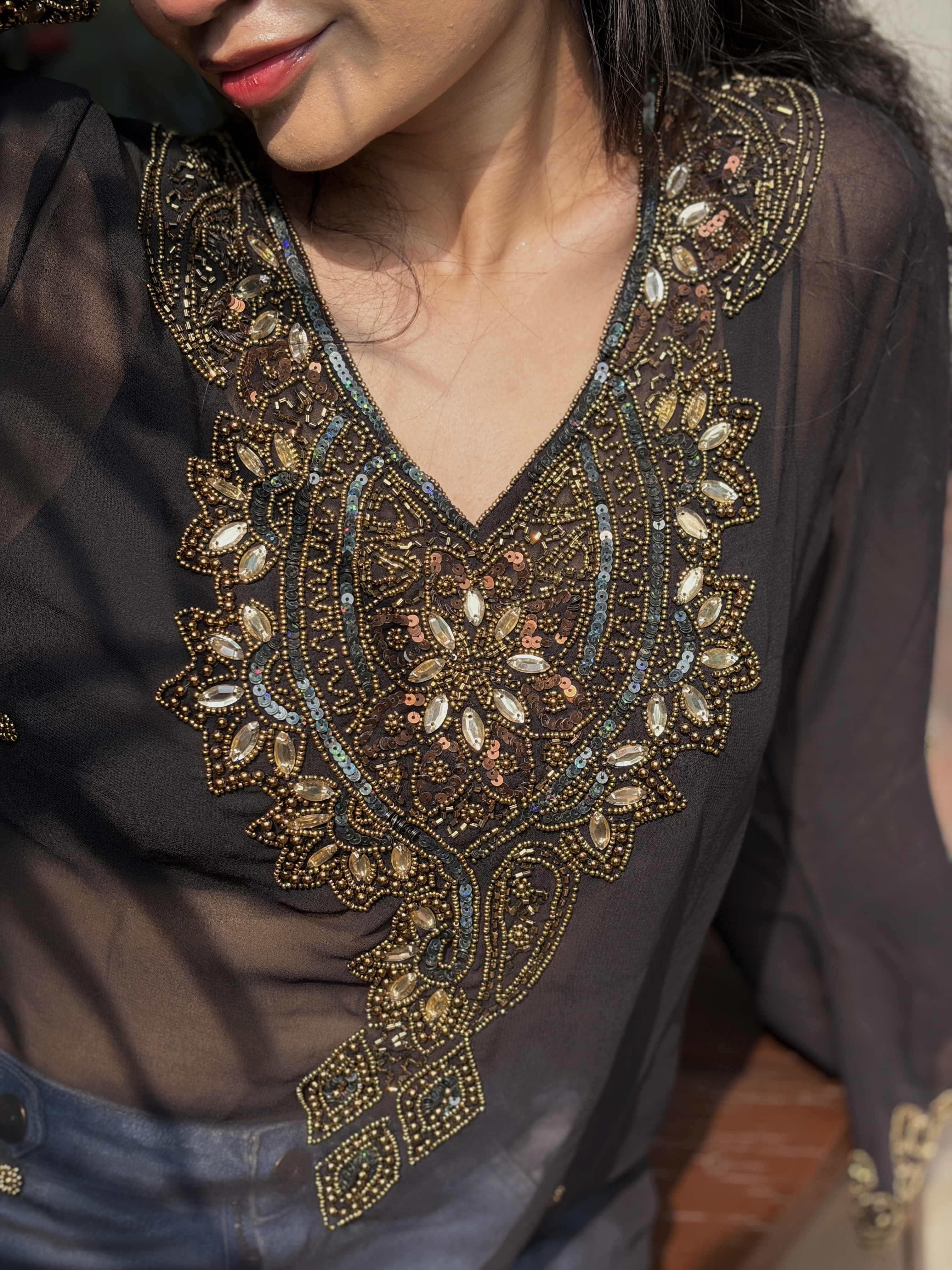 Sunheri Zeenat black kurti — image 3