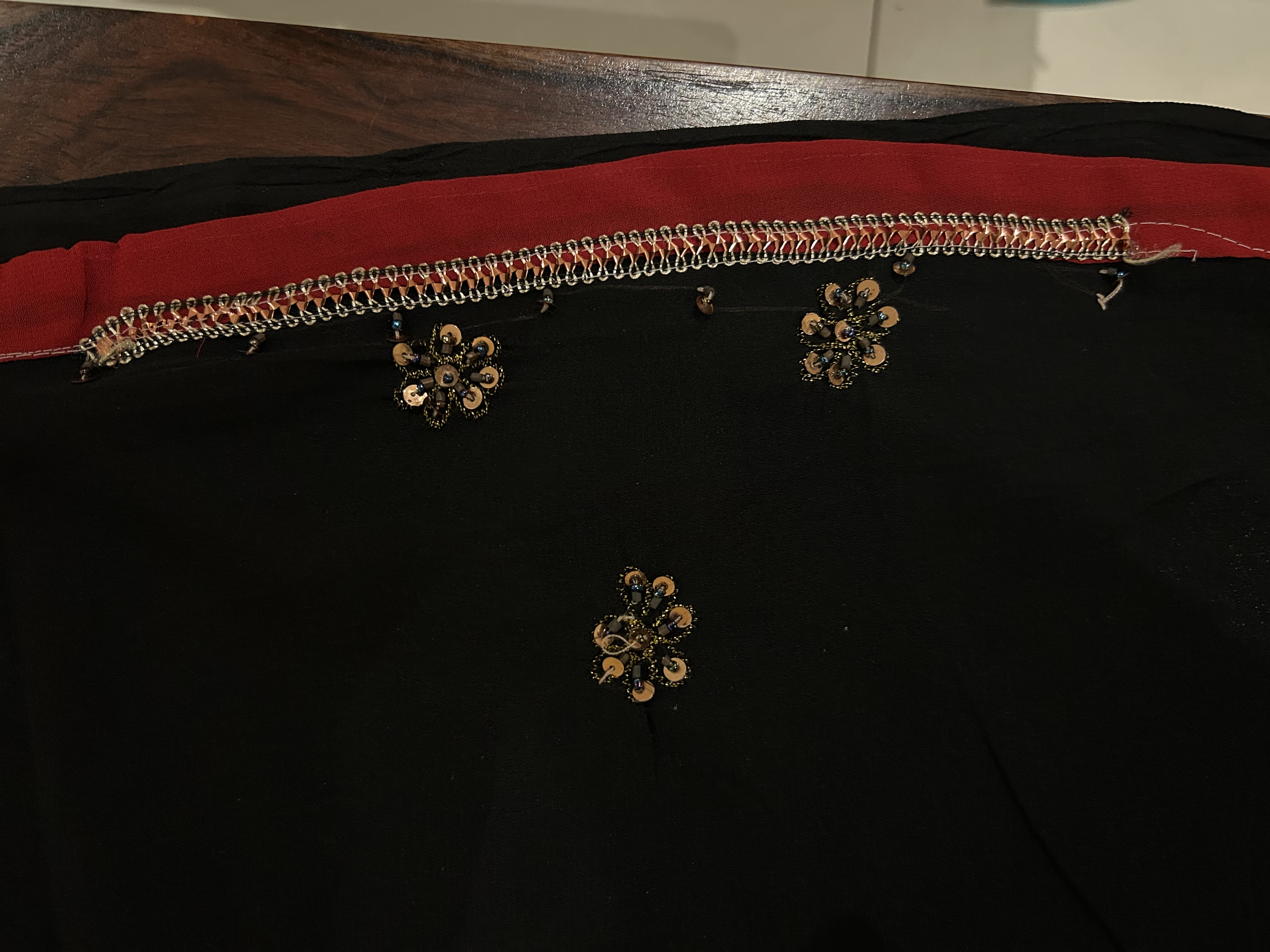 Lalita thread embroidered saree — image 8
