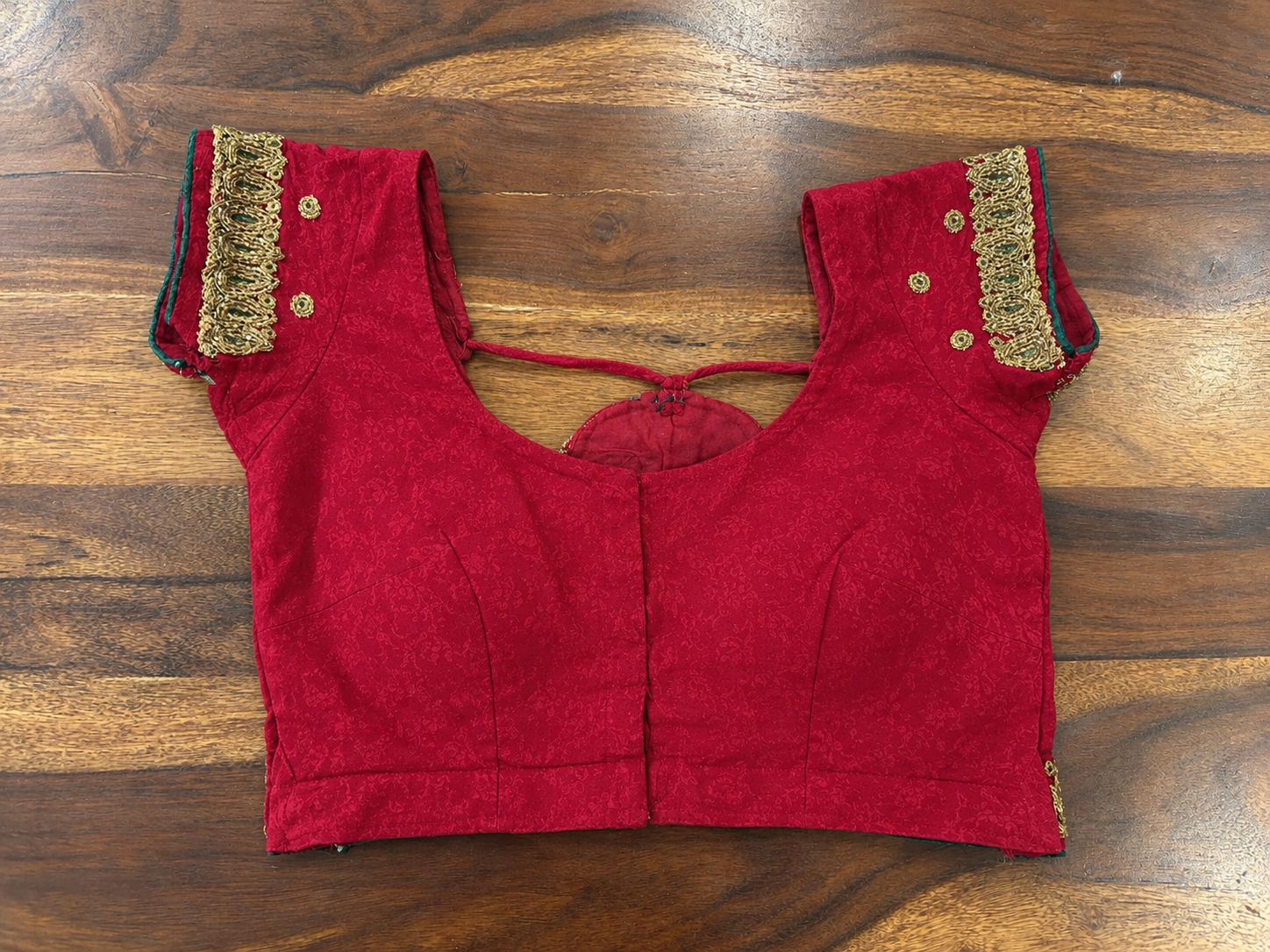 Sindoori vintage saree — image 5