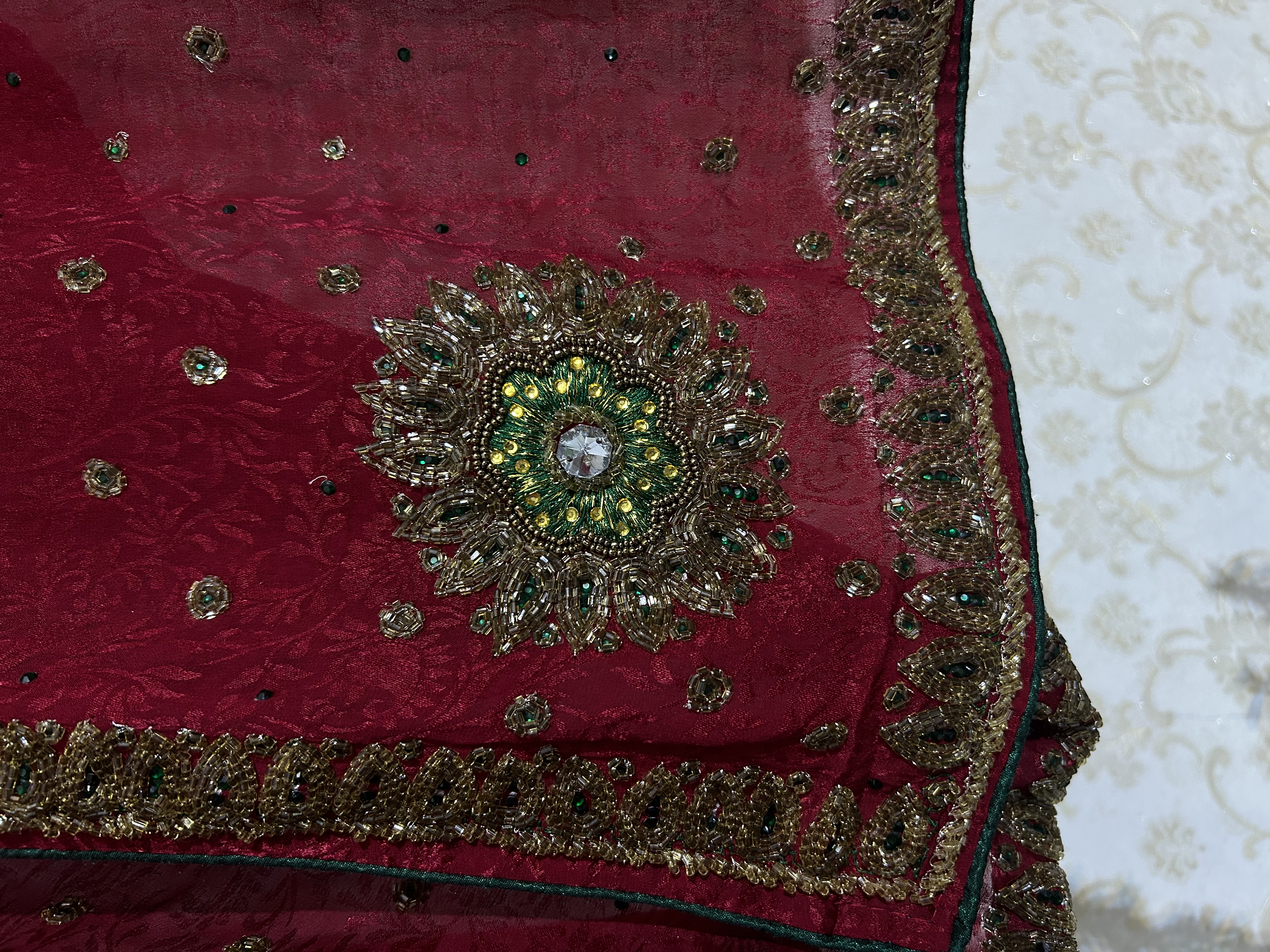 Sindoori vintage saree — image 3
