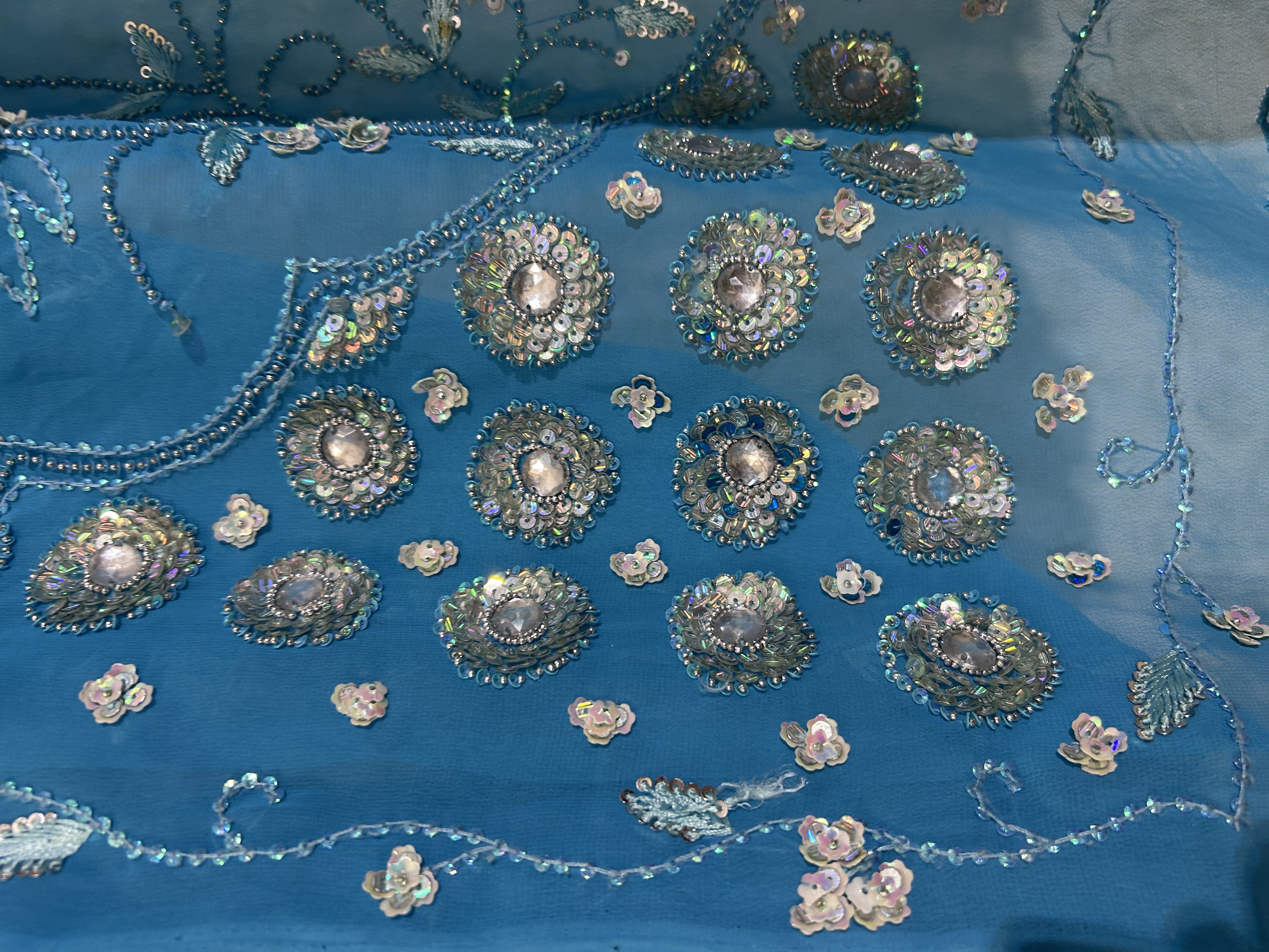 Aasmani phool vintage saree — image 4