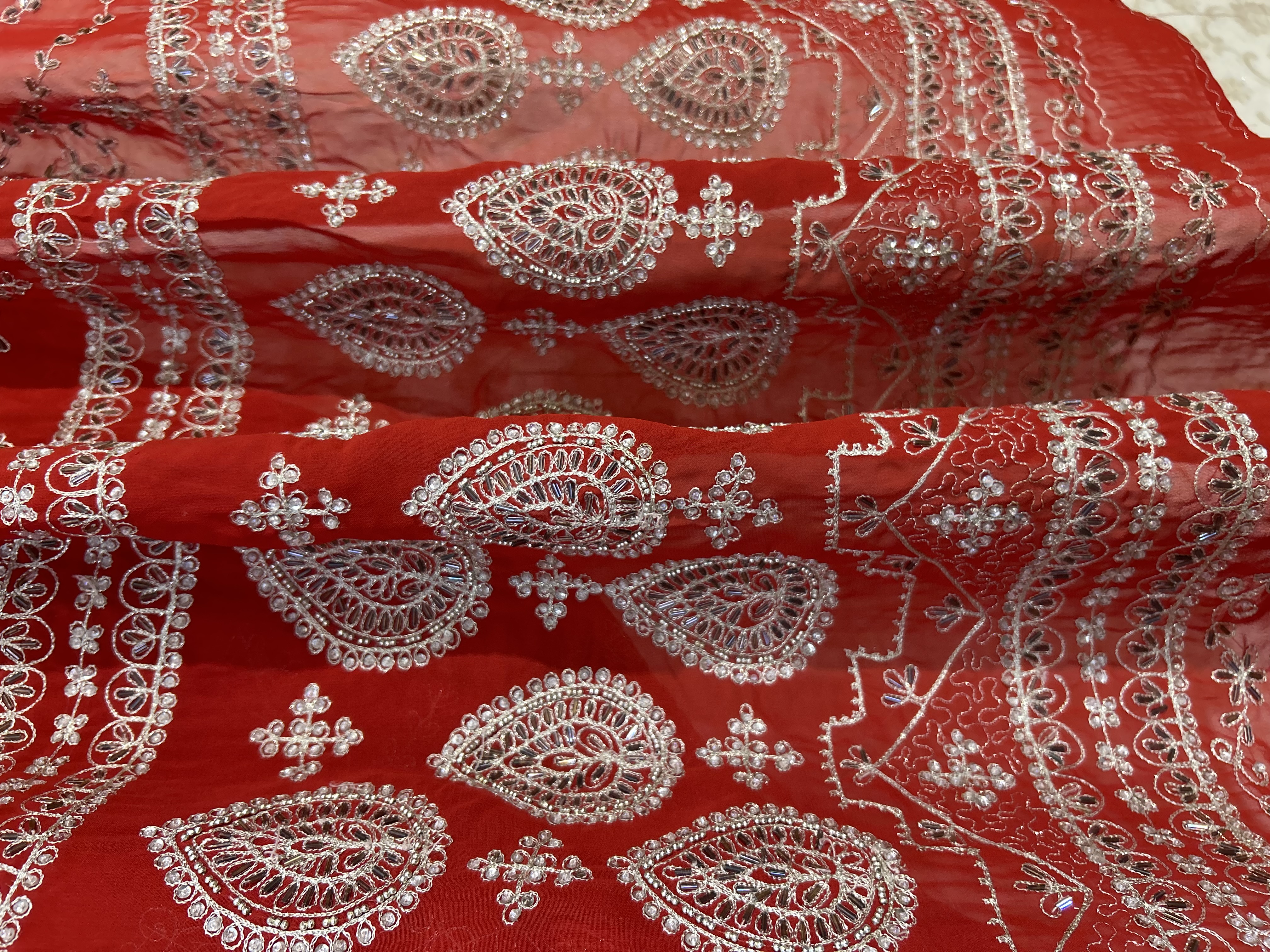 Noorani vintage embroidered saree — image 4