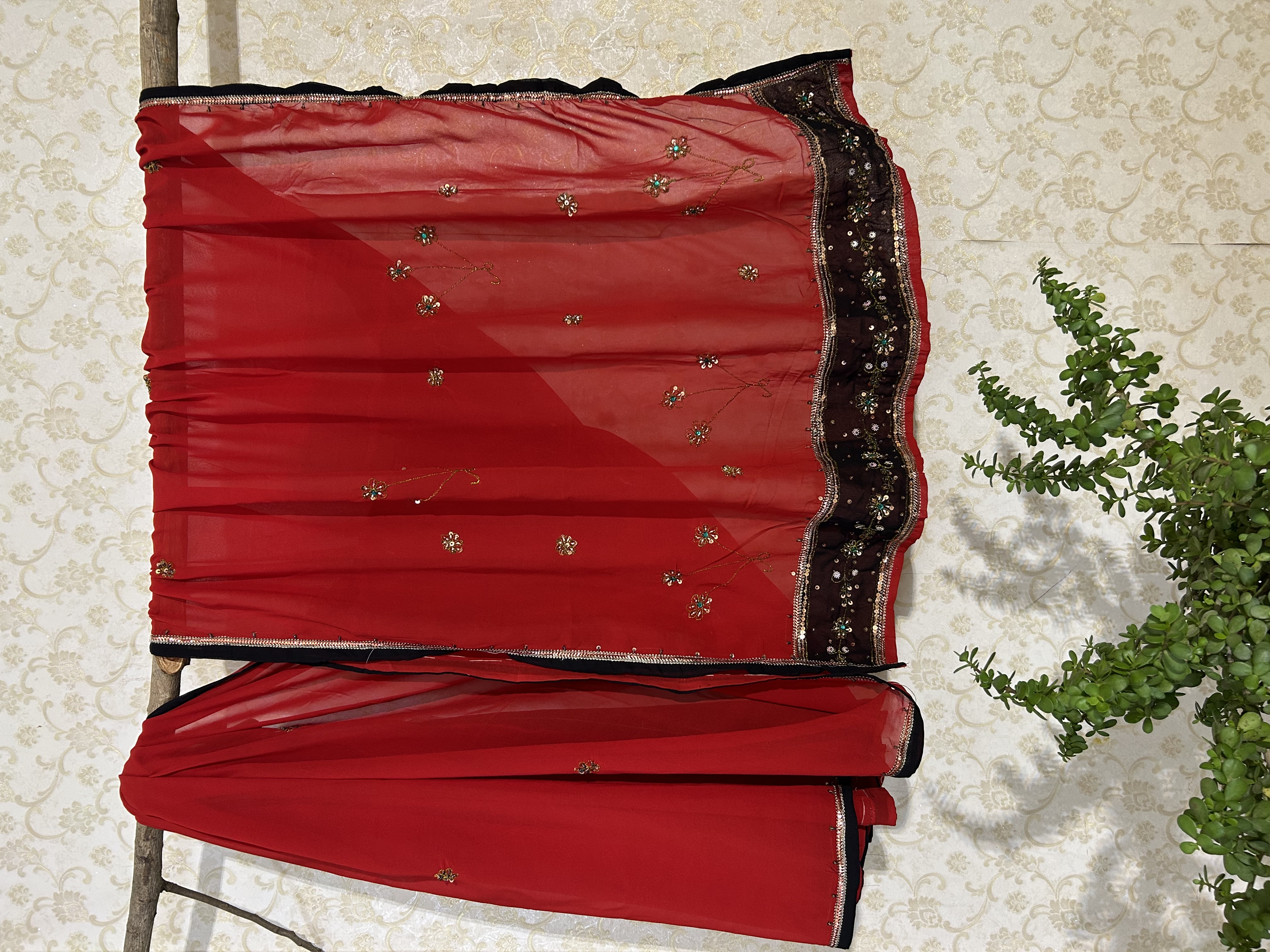 Lalita thread embroidered saree — image 1