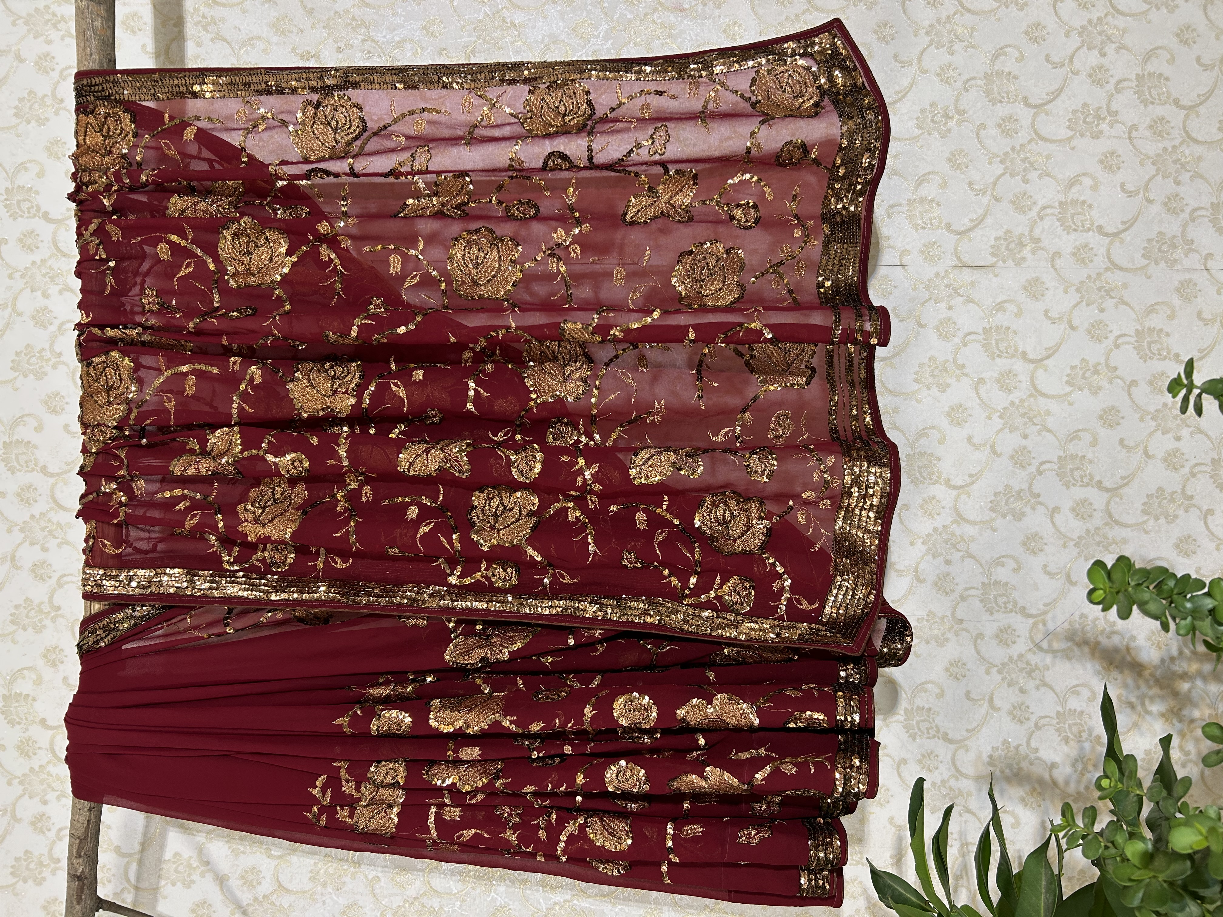 Mehroon vintage saree — image 1