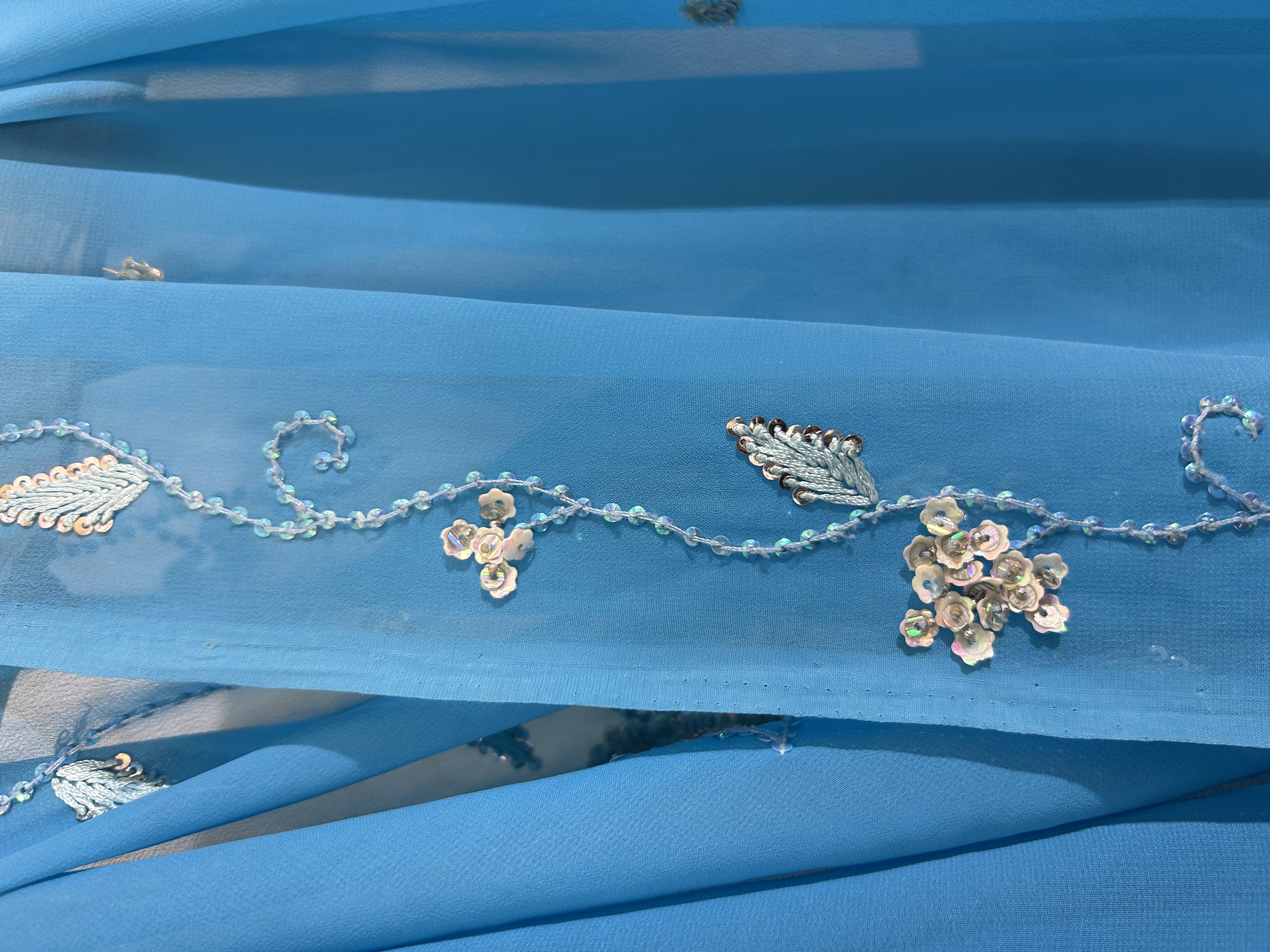 Aasmani phool vintage saree — image 3