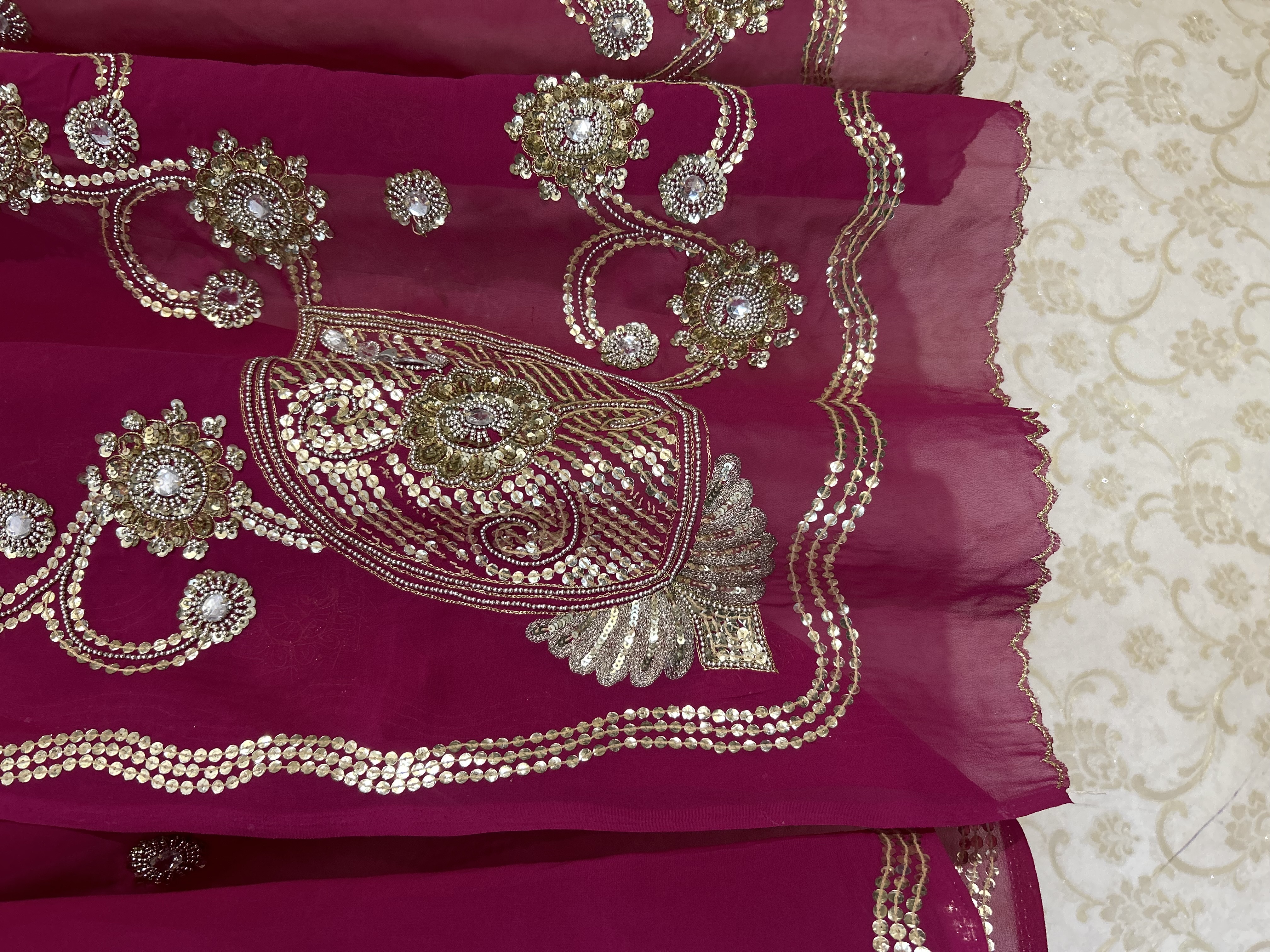 Gulrukh embroidered saree — image 4