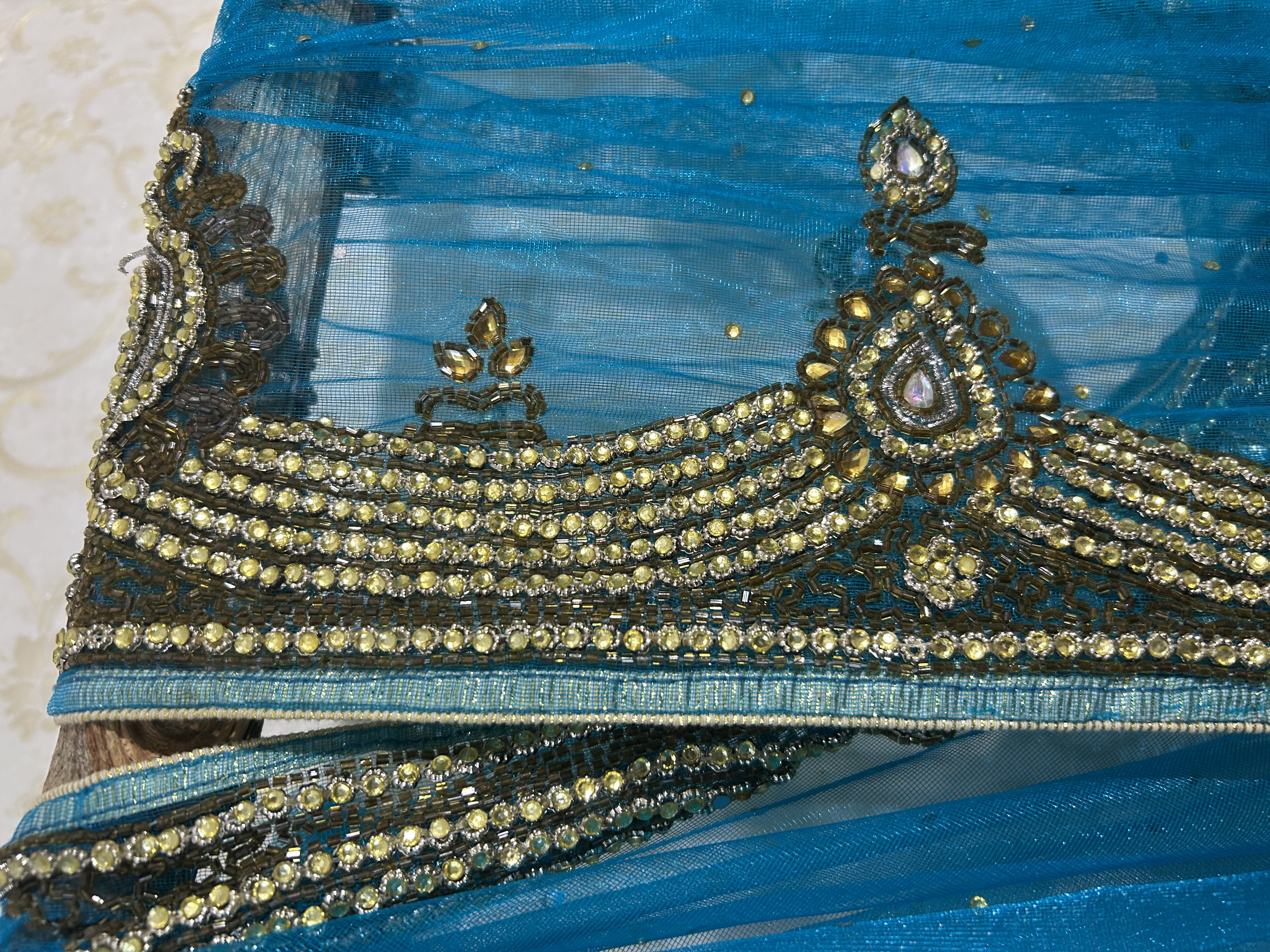 Neelanjali vintage net saree — image 5