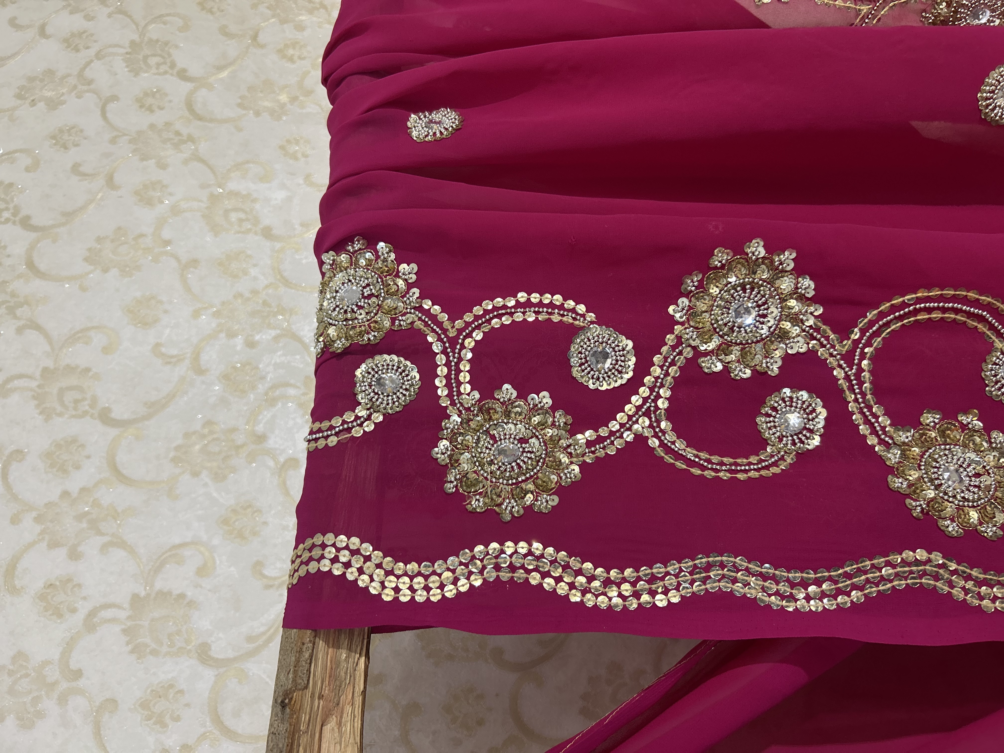 Gulrukh embroidered saree — image 5