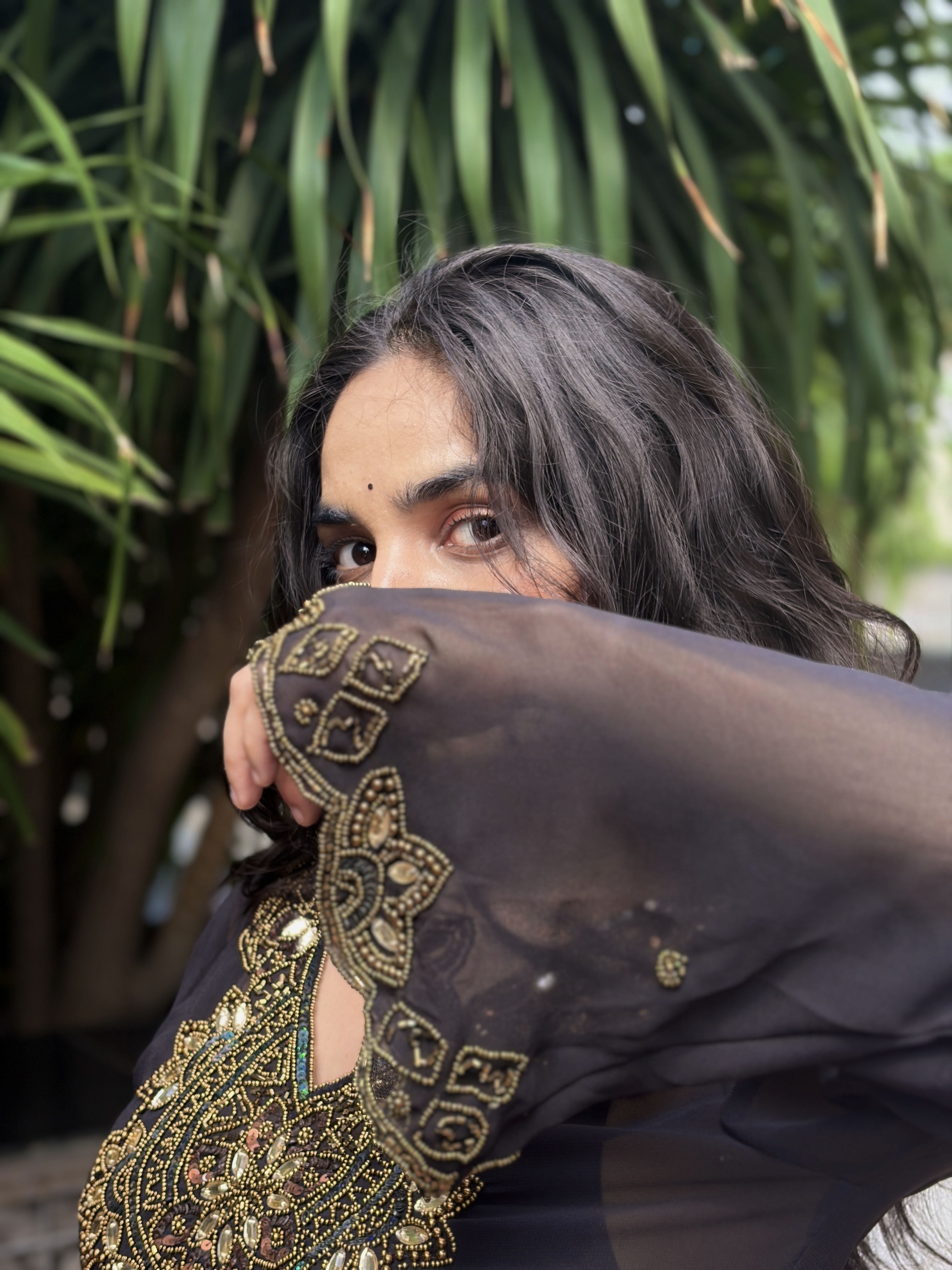 Sunheri Zeenat black kurti — image 4