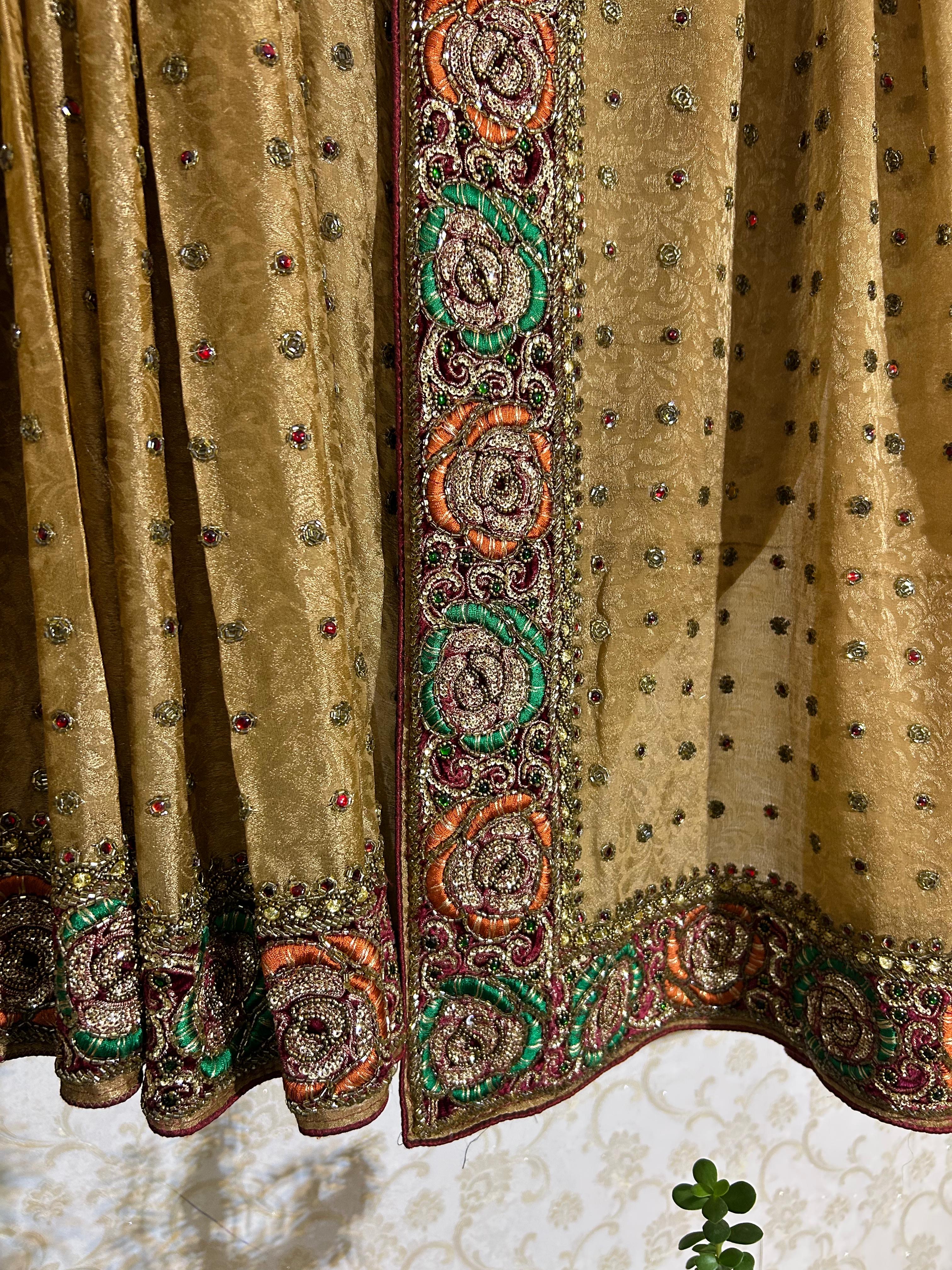 Cream soft satin crepe saree — image 4