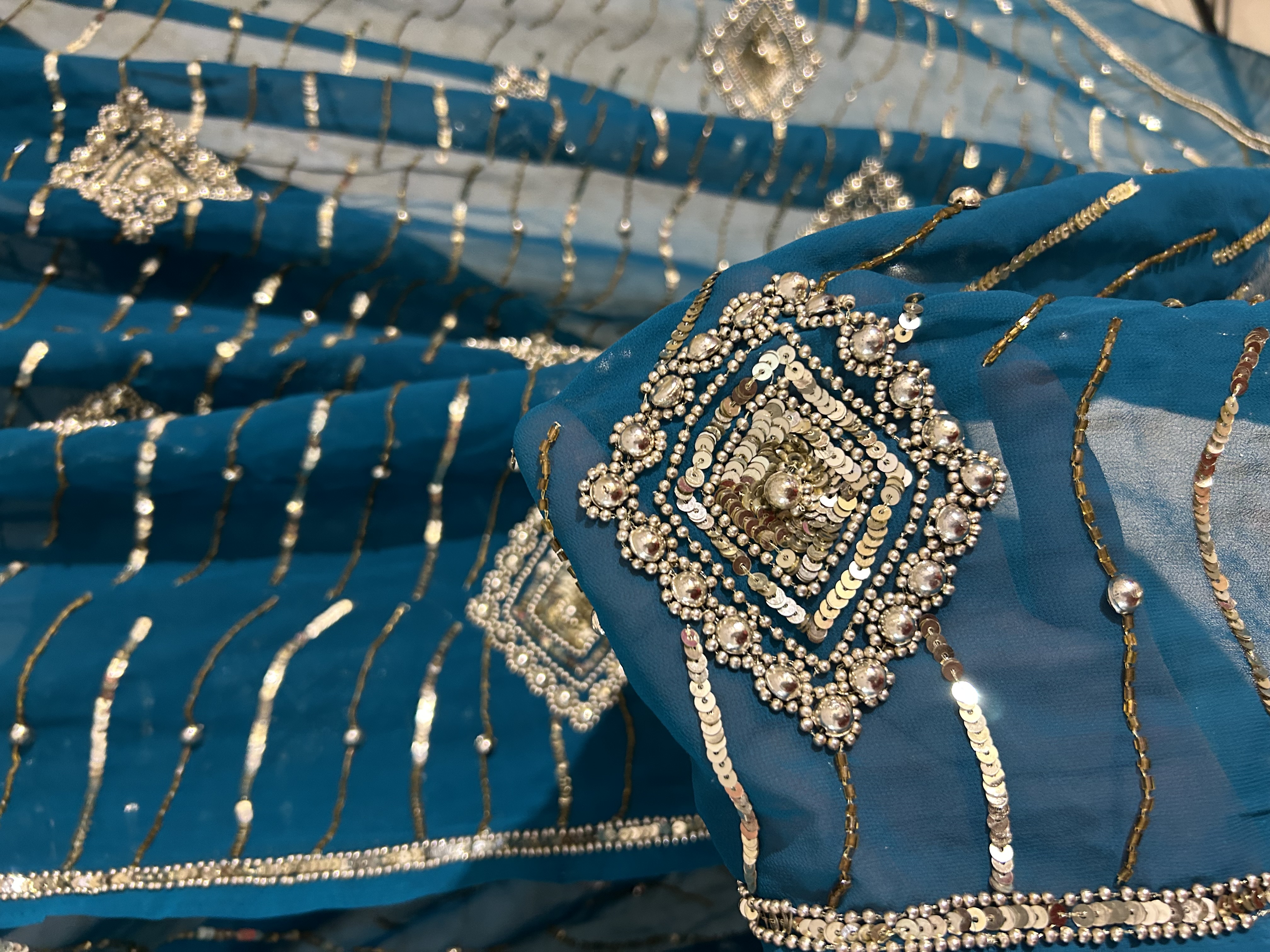 Teal tara vintage saree — image 4