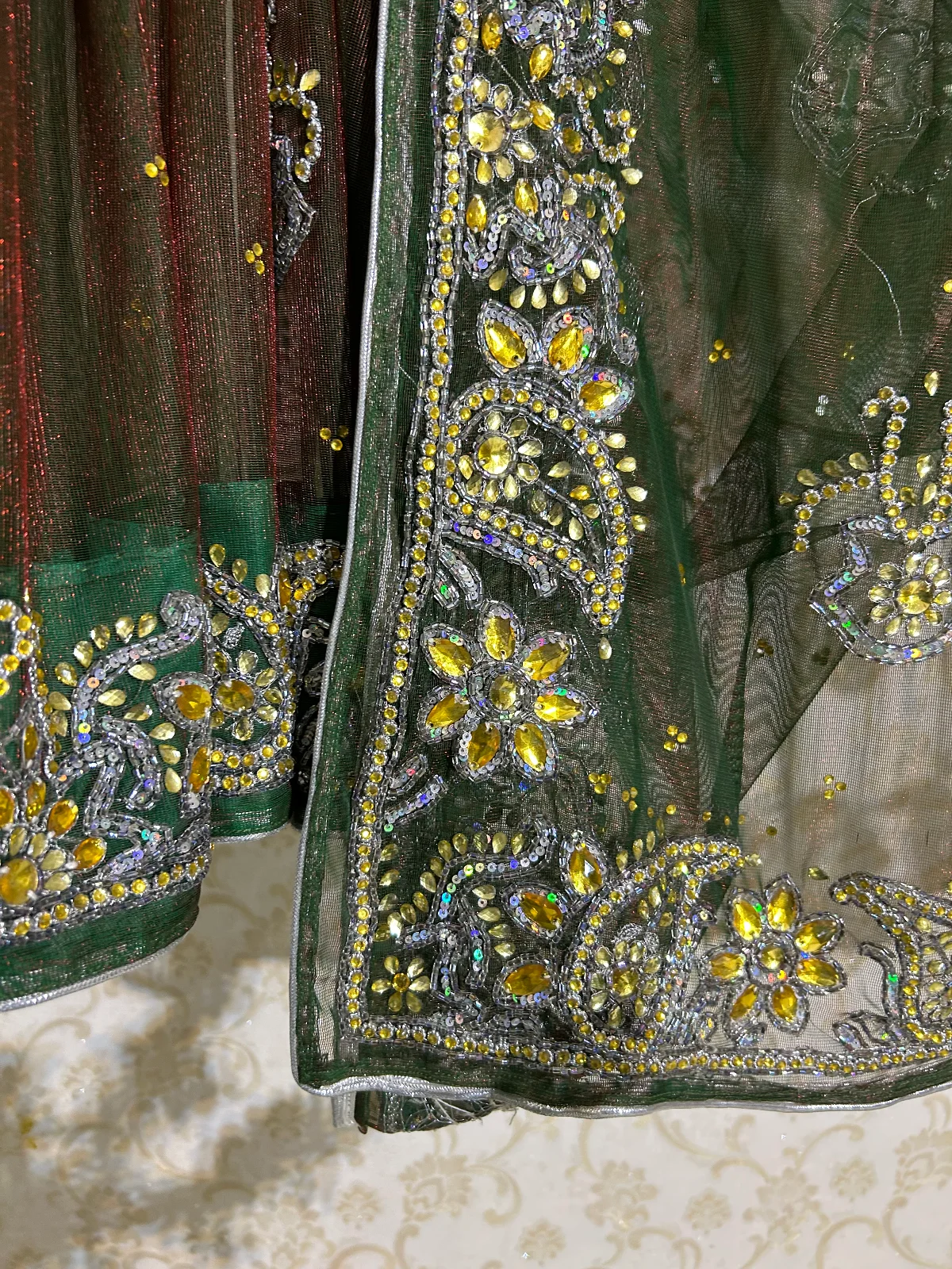 Dual tone Net saree — image 3