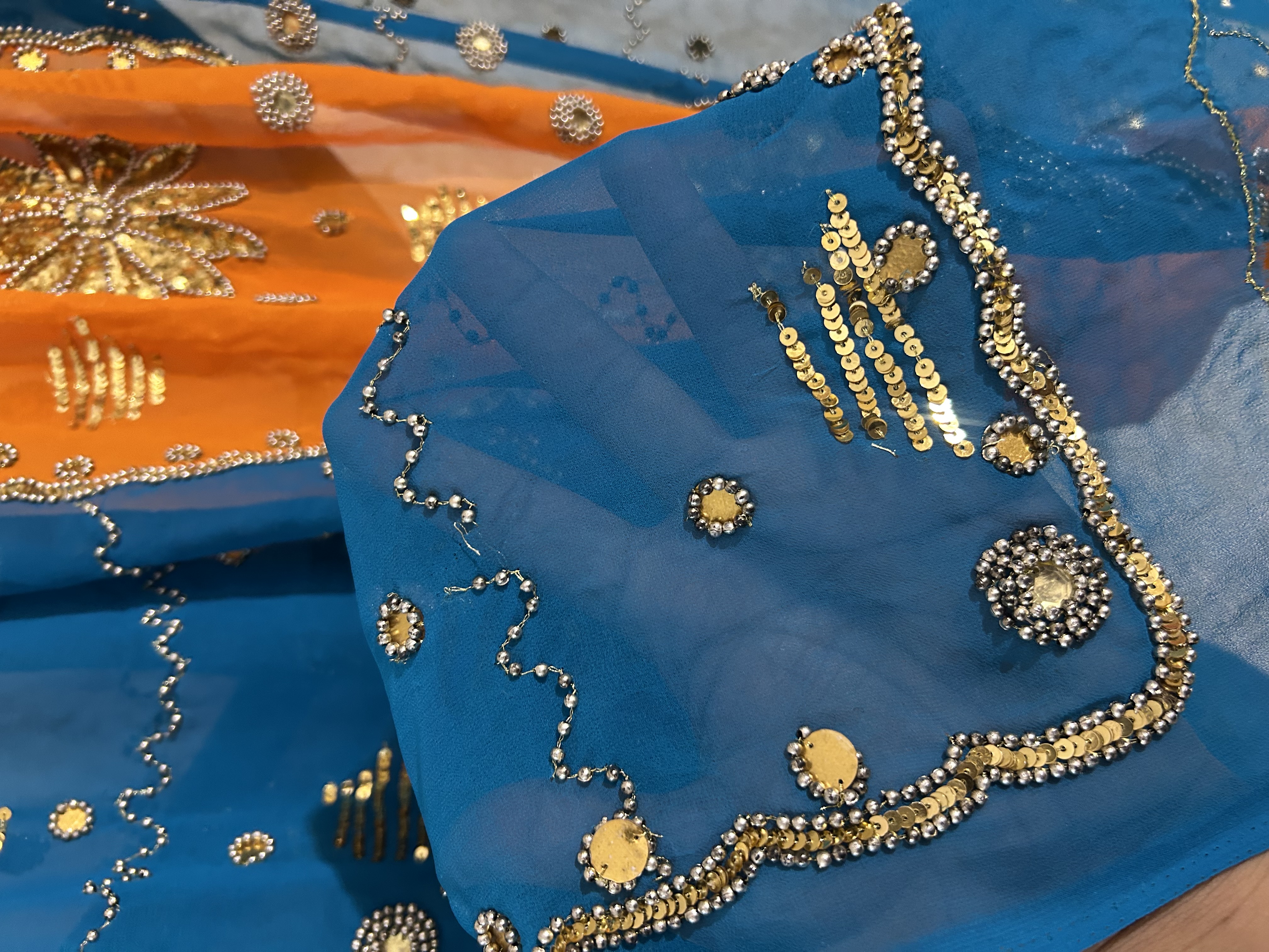Kashi dual colour saree — image 6
