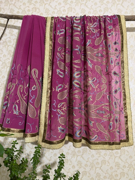 Paisley thread embroidered saree