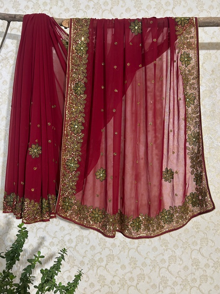 Surkh vintage saree