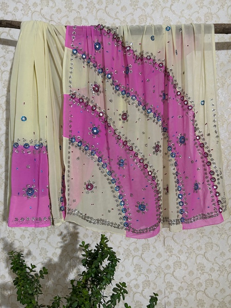 Mogra gul vintage saree