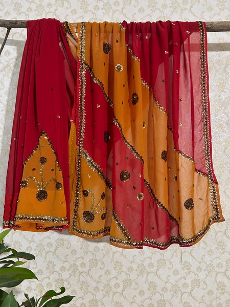 Kesariya Gul dual tone vintage saree