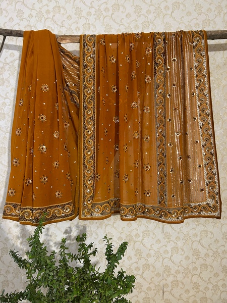 Jogan vintage saree