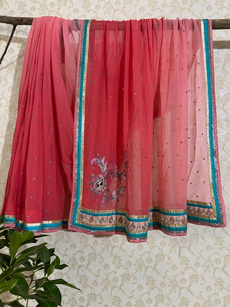 Ruhani Gul saree