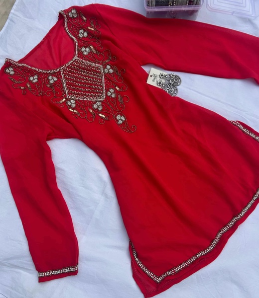 Y2k straight kurti with flared hands