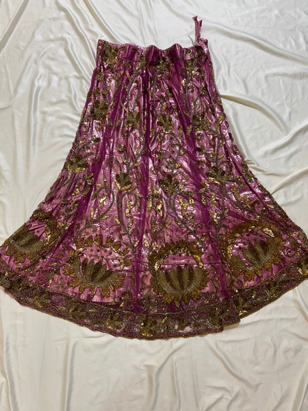 Gulabi gulaab lehenga skirt