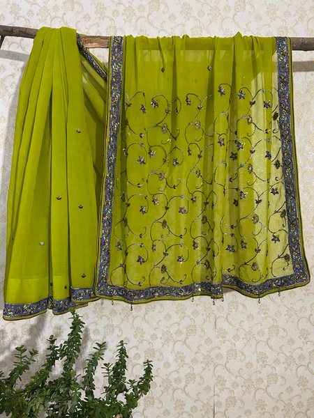 Rang birangi vintage saree