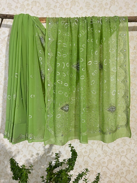 Mithi Hariyali saree