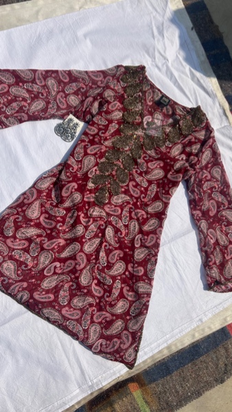 Y2k vintage straight kurti with flared hands maroon