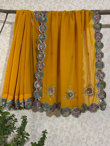 Haldi Gulabo saree